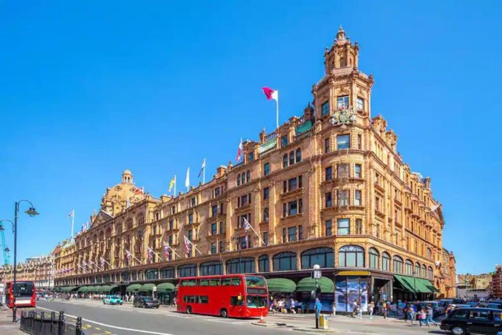 Apartmán Harrods 2 Bed Lux Flat W/Patio Londýn Exteriér fotografie
