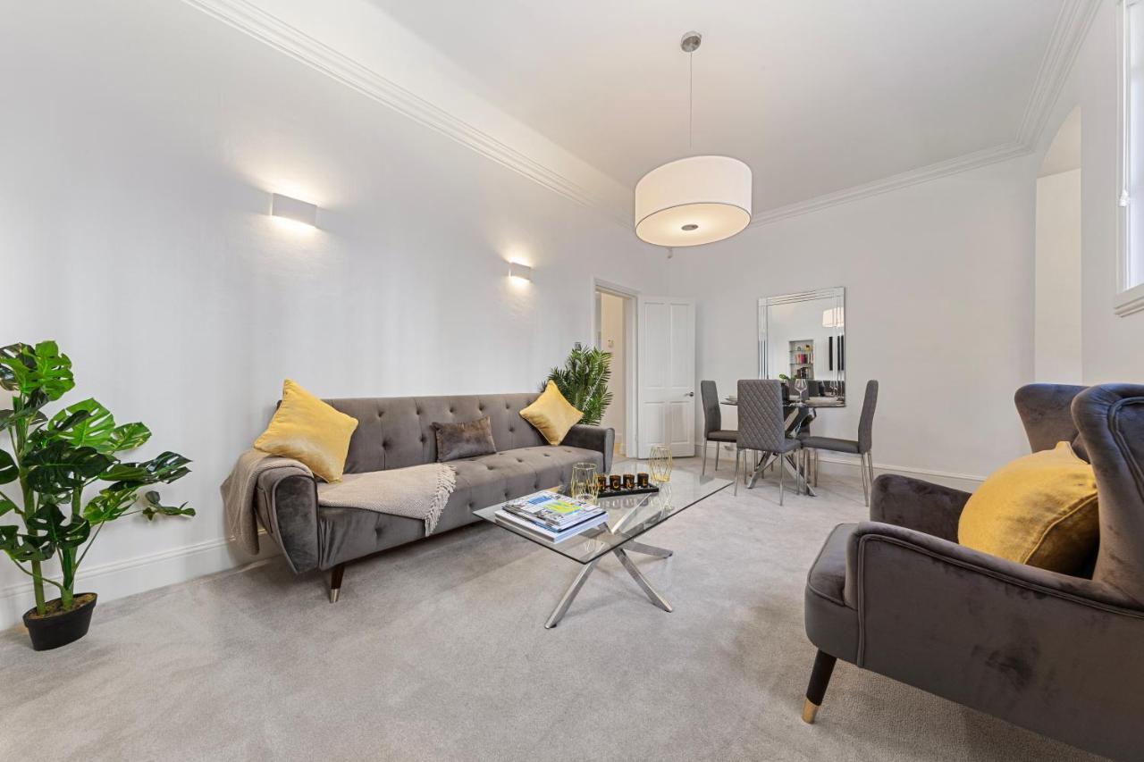 Apartmán Harrods 2 Bed Lux Flat W/Patio Londýn Exteriér fotografie